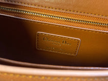 Load image into Gallery viewer, Christian Dior 30 Montaigne Bag
