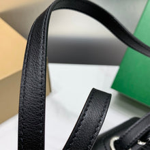 Load image into Gallery viewer, Goyard 233 Bag