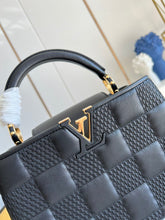Load image into Gallery viewer, Louis Vuitton Capucines BB Bag