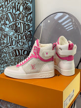 Load image into Gallery viewer, Louis Vuitton  Boombox Sneaker