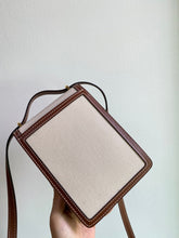 Load image into Gallery viewer, Burberry Robin Leather Bag