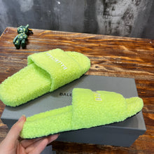 Load image into Gallery viewer, Balenciaga Furry Slide Sandals