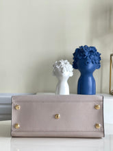 Load image into Gallery viewer, Louis Vuitton On My Side MM Bag