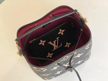 Load image into Gallery viewer, Louis Vuitton NeoNoe MM Bag - LUXURY KLOZETT
