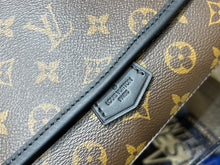 Load image into Gallery viewer, Louis Vuitton Magnetic Messenger