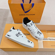 Load image into Gallery viewer, Louis Vuitton Trainer Sneakers