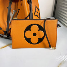 Load image into Gallery viewer, Louis Vuitton Crafty NeoNoe MM Bag