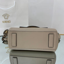 Load image into Gallery viewer, Versace La Medusa Medium Bag