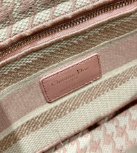 Load image into Gallery viewer, Christian Dior Medium Lady D Lite Bag