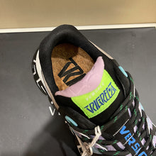 Load image into Gallery viewer, Versace Trigreca Sneakers