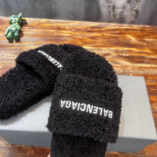 Load image into Gallery viewer, Balenciaga Furry Slide Sandals