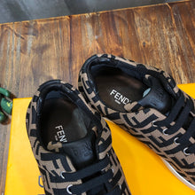 Load image into Gallery viewer, Fendi Sneakers