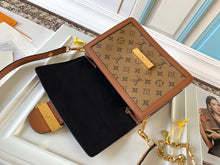 Load image into Gallery viewer, Louis Vuitton Dauphine MM Bag