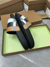 Load image into Gallery viewer, Burberry Men Slides