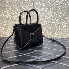 Load image into Gallery viewer, Valentino One Stud Small Bag