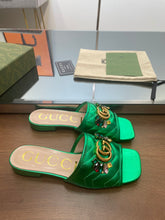 Load image into Gallery viewer, Gucci Double G Slide Sandal