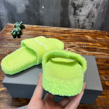 Load image into Gallery viewer, Balenciaga Furry Slide Sandals