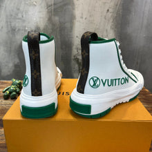 Load image into Gallery viewer, Louis Vuitton Squad Sneakers