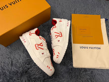 Load image into Gallery viewer, Louis Vuitton Trainer Sneakers