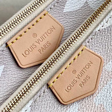 Load image into Gallery viewer, Louis Vuitton Multi Pochette Accessories Bag