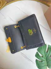 Load image into Gallery viewer, Louis Vuitton Vavin MM Bag