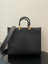 Load image into Gallery viewer, Fendi Sunshine Shopper Meduim Bag