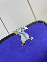 Load image into Gallery viewer, Louis Vuitton Buci Bag