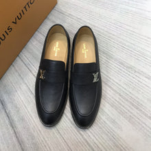 Load image into Gallery viewer, Louis Vuitton Shoe
