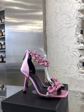 Load image into Gallery viewer, Versace Medusa Chain Nappa Leather Sandals