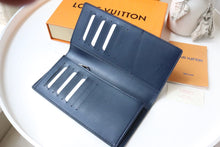 Load image into Gallery viewer, Louis Vuitton Brazza Wallet