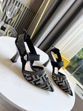 Load image into Gallery viewer, Fendi Colinri Slingback Heels