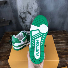 Load image into Gallery viewer, Louis Vuitton Trainer Sneakers