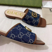 Load image into Gallery viewer, Gucci Slide Sandal With Double G - LUXURY KLOZETT