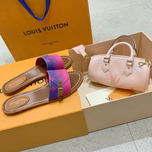 Load image into Gallery viewer, Louis Vuitton Lock it flat Mule