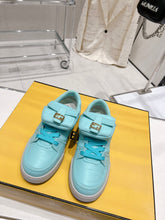 Load image into Gallery viewer, Fendi Match Sneakers