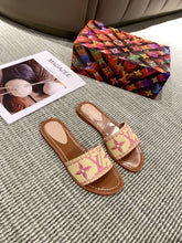 Load image into Gallery viewer, Louis Vuitton Lock It Flat Mule