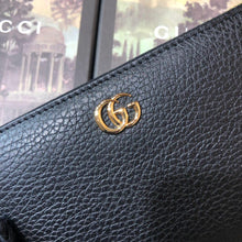 Load image into Gallery viewer, Gucci Leather Zip Around Wallet