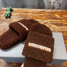 Load image into Gallery viewer, Balenciaga Furry Slide Sandals