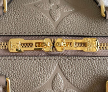 Load image into Gallery viewer, Louis Vuitton Speedy Bandouliere 25 Bag