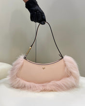 Load image into Gallery viewer, Fendi O'lock Swing Bag