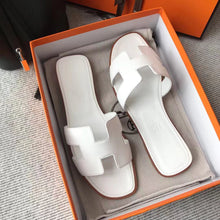 Load image into Gallery viewer, Hermes Oran Sandals