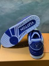 Load image into Gallery viewer, Louis Vuitton Trainer Sneakers