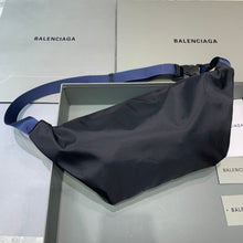 Load image into Gallery viewer, Balenciaga Wheel Beltpack