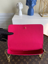 Load image into Gallery viewer, Louis Vuitton Felicie Pochette Bag