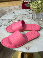 Load image into Gallery viewer, Louis Vuitton Magnetic Flat Mule