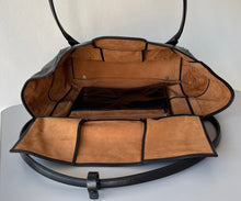 Load image into Gallery viewer, Bottega Veneta Arco Medium Bag