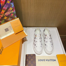 Load image into Gallery viewer, Louis Vuitton Time Out Sneaker