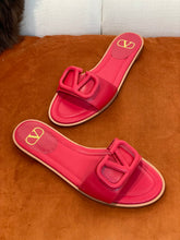 Load image into Gallery viewer, Valentino Vlogo Signature Flat Slide