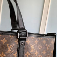 Load image into Gallery viewer, Louis Vuitton Week End Tote GM Bag