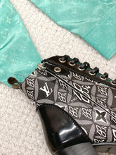 Load image into Gallery viewer, Louis Vuitton Star Trail Ankle Boots